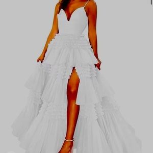Never worn spaghetti strap tiered tulle dress